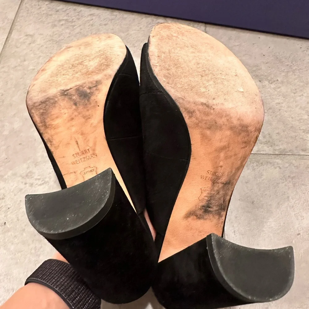Stuart Weitzman Sequel Black Suede Mule Sandal - Picture 9 of 11